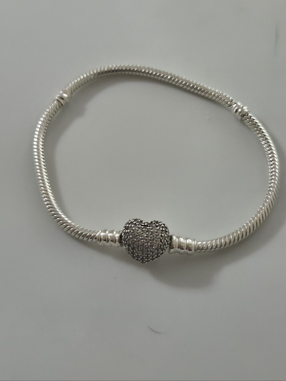 Authentic Pandora Moments Sparkling Heart & Snake Chain Bracelet